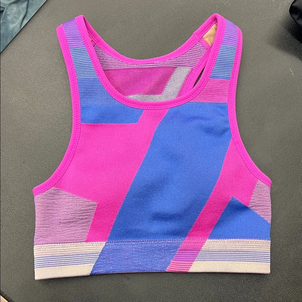 Colorful NIKE COLOR BLOCK Geometric Sports Bra - Picture 1 of 3